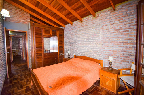 Casa En Alquiler Temporal En Piriápolis, Ideal Para Disfrutar En Vacaciones, Tres Dormitorios, Baño. A Metro Del Mar