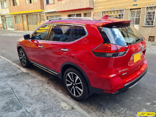 Nissan X-trail 2.5 Exclusive
