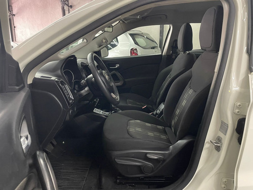Fiat Toro 1.8 Endurance 16v Flex 4x2 Aut. 4p