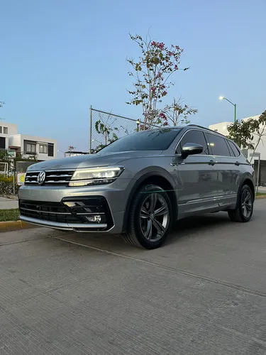 Volkswagen Tiguan 1.4 R-line