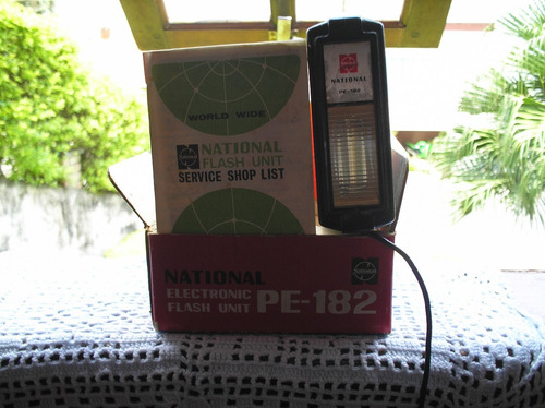 Flash Eletronic National Para Maquina Fotografica Antiga (Usado)