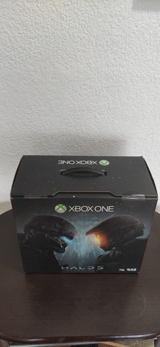 Microsoft Xbox One 1TB Halo 5: Guardians Limited Edition color negro y plata - Aceptable (Reacondicionado)