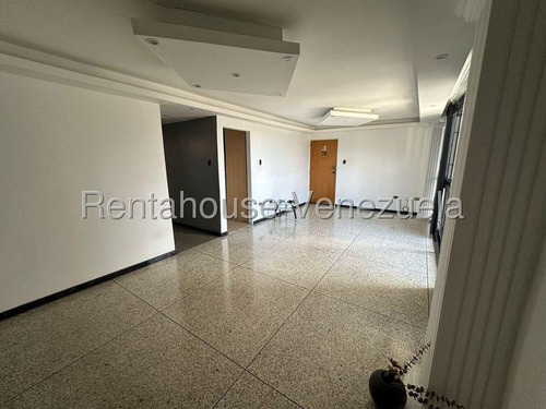 Encantador Apartamento Ubicado En Los Chaguaramos! #25-16072 Ricardo Romero