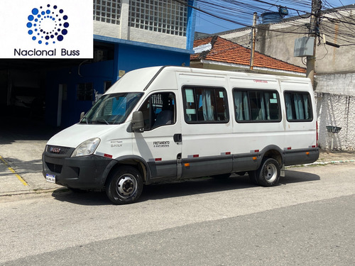 Iveco Daily 50c17 Minibus Executiva 19lugares