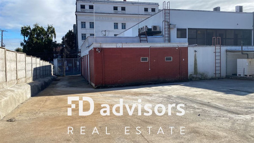 Local Comercial 1.050 M2 -osorno
