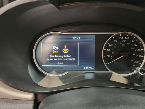 Nissan Versa 1.6 Exclusive Navi At