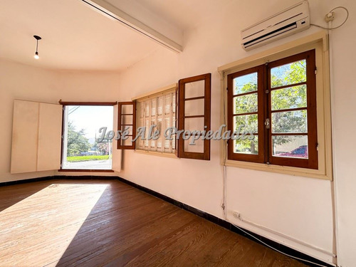 En Venta Casa Con Vista Al Rio De La Plata, Colonia
