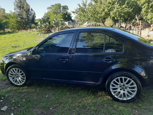 Volkswagen Bora 1.8 Highline T 180cv Cuero 2011