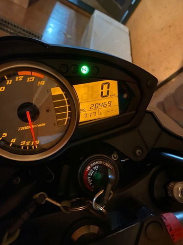 Imagem 5 de 5 de Kawasaki Z750
