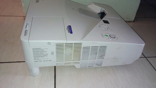 Proyector Nec Tiro Ultra Corto Np-um330x (Usado)