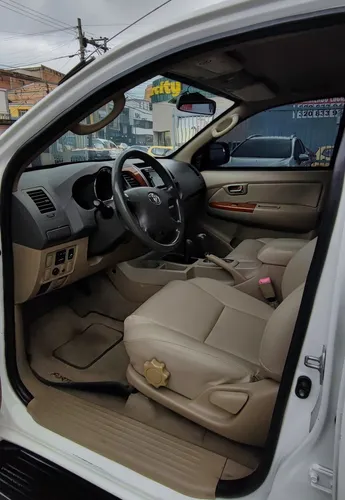 Toyota Fortuner 4.0 Sr5