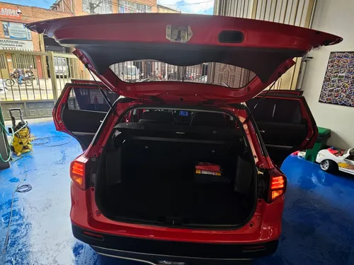 Suzuki Vitara Live 4x2 Automática Full Equipo Modelo 2020