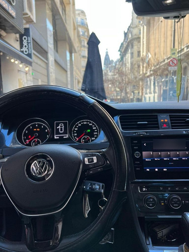 Imagen 7 de 9 de Volkswagen Golf 2017 1.4 Comfortline Tsi