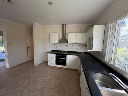 Casa En Venta 3 Dormitorios Barrio Los Jazmines Pilar Del Este Apta Credito