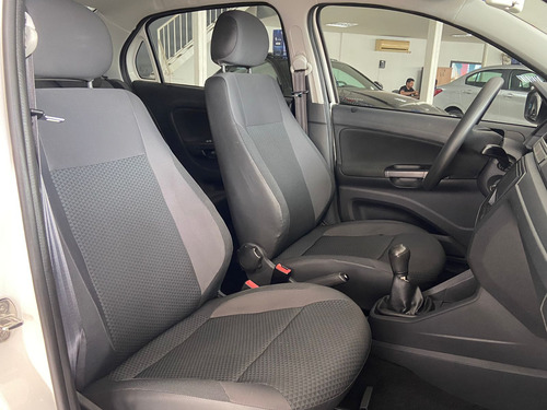 Volkswagen Voyage Volkswagen Voyage 1.0 MPI (Flex)