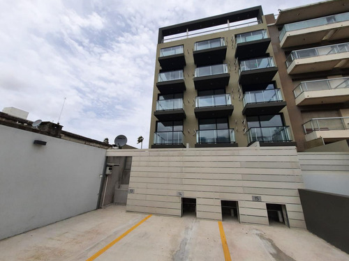 Venta De Apartamento Mono-ambiente En Rambla De Buceo