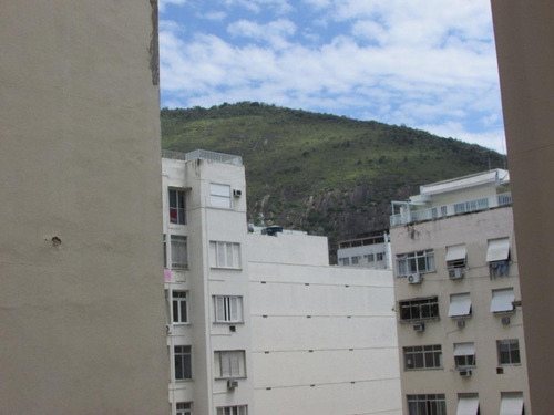 Apartamento Com 1 Dormitório À Venda, 35 M² Por R$ 650.000,00 - Copacabana - Rio De Janeiro/rj - Ap5363