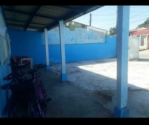 Imagem 4 de 13 de Casa À Venda Com 250 M² De Terreno Em Itanhaém. 1387