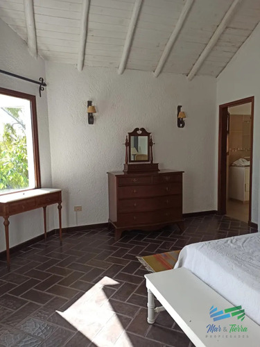Buena Oportunidad En El Chorro-manantiales-r.104 A 5 Cuadras De La Playa.