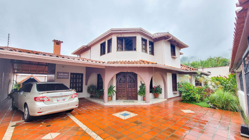 Casa En Venta Mérida, Sector La Pedregosa.