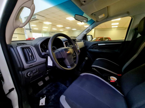 Imagen 8 de 20 de Nueva Chevrolet S10 Ls 2023 Cabina Doble 4x2 0km Colo Gall6