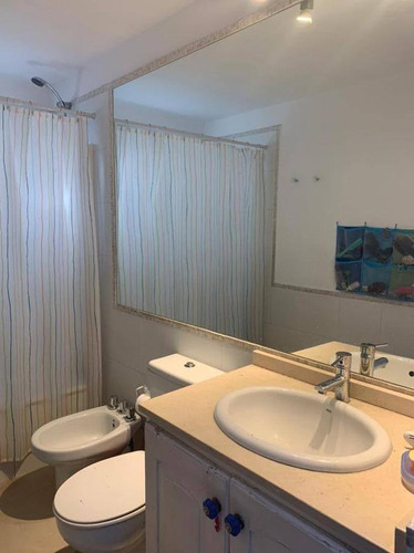 Imagen 22 de 30 de Casa De 5 Amb. Con Jardin Y Pileta