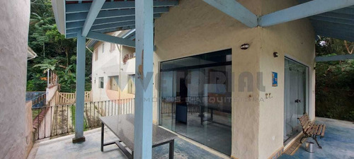 Imagem 5 de 13 de Sobrado Com 5 Dormitórios À Venda, 280 M² Por R$ 900.000,00 - R D Moullin - São Sebastião/sp - So0373