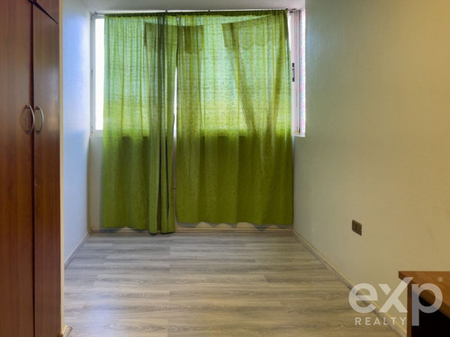 Departamento En Arriendo De 2 Dorm. En Valparaíso