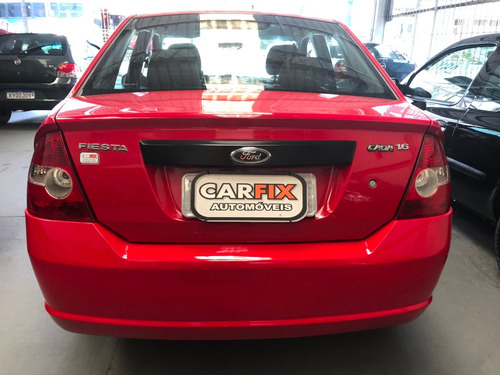 Ford Fiesta Sedan