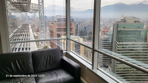 Oficina En Arriendo Cuenta Con Mobiliario