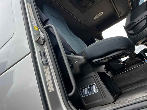 Caminhao Volvo Fh 520
