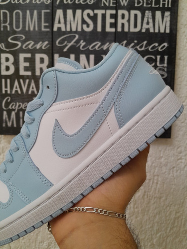 Jordan 1 Low Ice Blue (Usado)