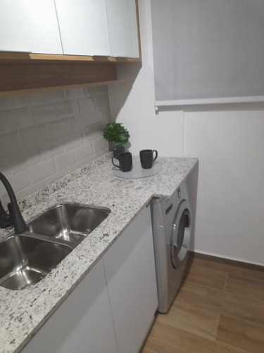 Imagen 10 de 14 de 2 Amb Contrf- Con Balcon