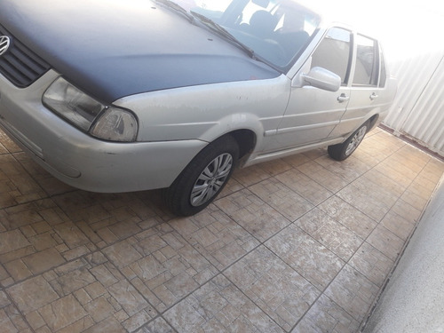 Imagem 1 de 8 de Volkswagen Santana 2001 1.8 4p Gasolina