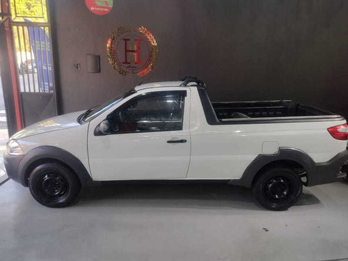 Imagem 6 de 11 de Fiat Strada Working 2014