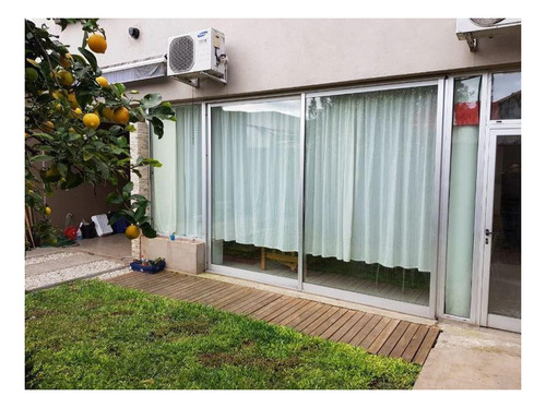 Imagen 8 de 14 de Ph Venta 2 Dormitorios 2 Baños 3 Cocheras Patio 153 Mts 2 Totales 95 Mts 2 Cubiertos- La Plata