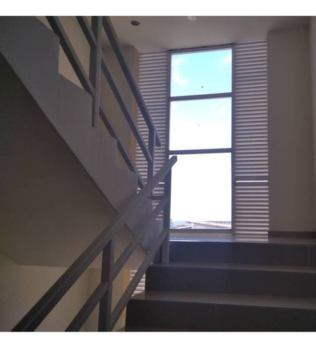 Imagen 2 de 28 de Apartamento En Res. Arivana Suites. Arivana, Puerto Ordaz