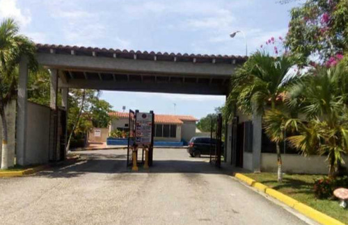 Casa En Venta  Higuerote Villas Palm Beach