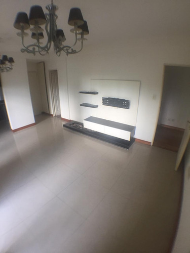 Imagen 9 de 13 de Venta - Departamento 3 Ambientes Con Dos Cocheras Y Renta