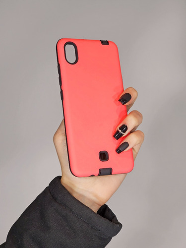 Funda Lisa Rígida Antigolpes Para LG K20