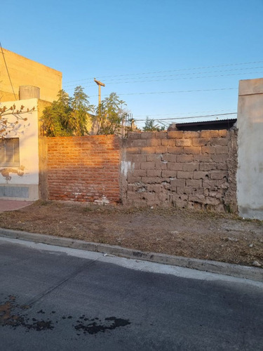 Local En Venta En San Luis