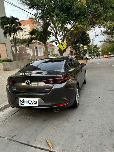 Mazda 3 2.0 Touring