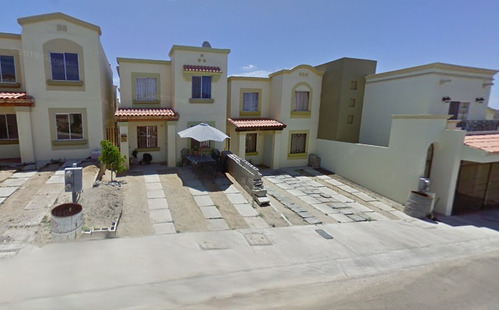 Bonita Casa Economica De Remate Bancario Villa Residencial Del Prado I, Ensenada, Baja California.  Ijmo3