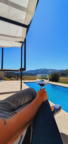 Dueño Alquila Exclusiva Casa Con Piscina Climatizada - San Martín De Los Andes - Barrio Privado.