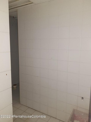 Imagen 18 de 21 de Vendo Comercial En Alto Prado C.m 22-2701