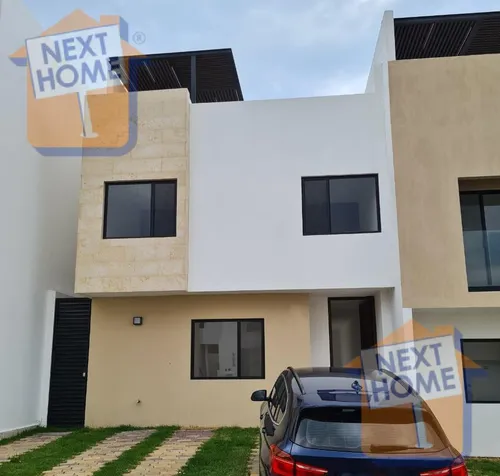 Venta Casa Con Roof Y Jardín Excedente En Entrecielos Querétaro
