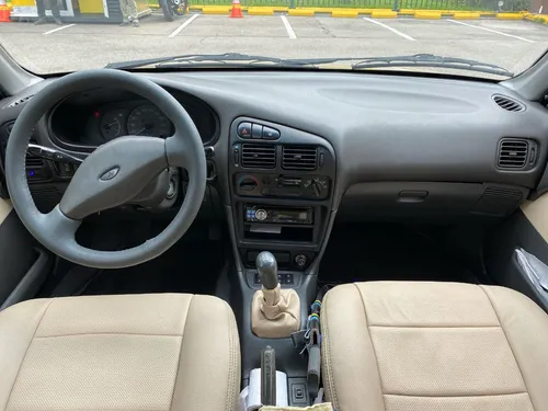 Mitsubishi Lancer 1.3 Gl 4 p