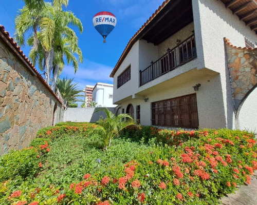 Re/max 2mil Alquila Casa En Ubr. Jorge Coll, Mun. Maneiro, Isla De Margarita, Edo. Nueva Esparta