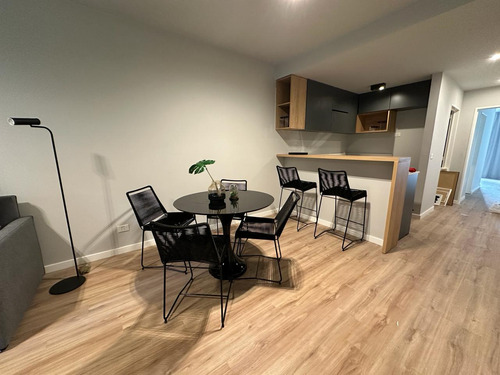 Dos Ambientes En Un Piso Alto - Belgrano - Nubi Aguilar
