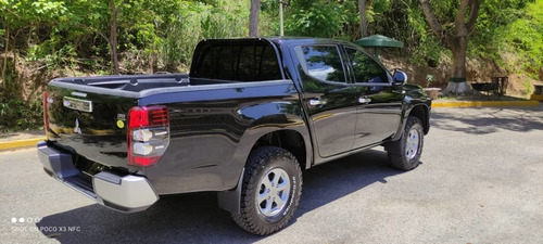 Imagen 6 de 12 de Mitsubishi L 200 L200 L 200 Mitsubishi